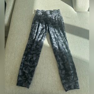 Cropped Joggers Lululemon